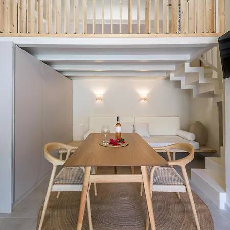 Apartment Hideout *