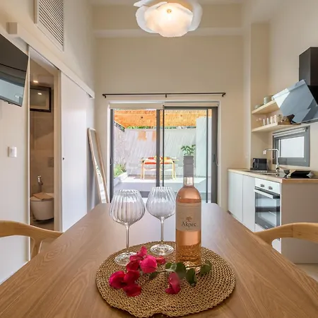 Apartment Hideout